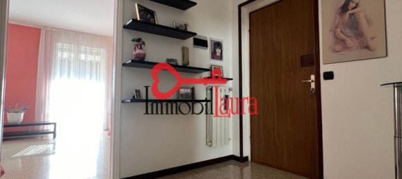 3-salle Appartement à Varese, Italy No. 180559 7