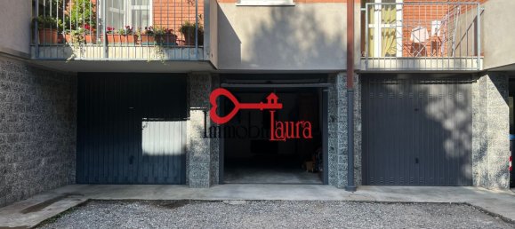 3-salle Appartement à Varese, Italy No. 180559 29