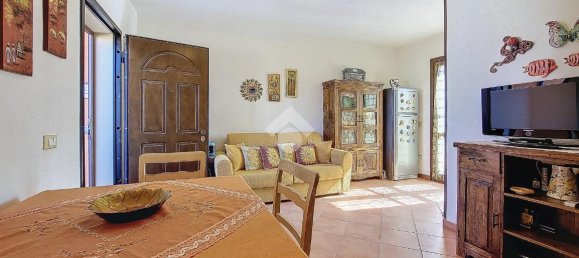 2-salle Appartement à Valledoria, Italy No. 7430 19