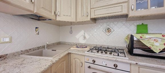 2-salle Appartement à Valledoria, Italy No. 7430 15