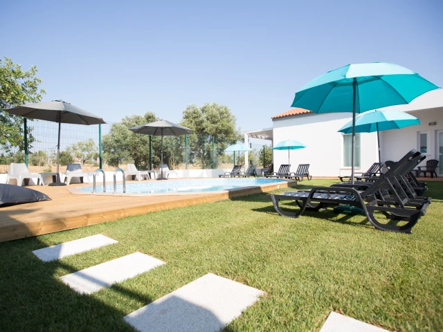 Отель, гостиница с 10 спальнями в Тавира, Португалия № 107536