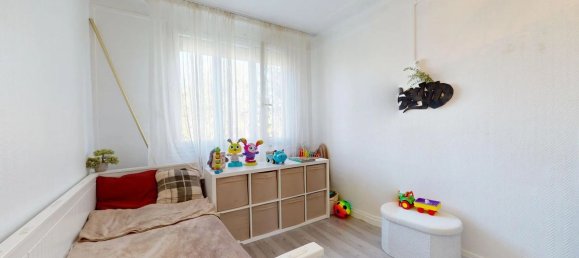 Casa de 4 dormitorios en Clichy-sous-Bois, France No. 333375 8