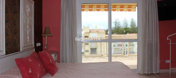 Apartamento de 3 dormitorios en San Luis de Sabinillas, Spain No. 150679 39
