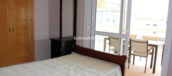 Apartamento de 3 dormitorios en San Luis de Sabinillas, Spain No. 150679 16
