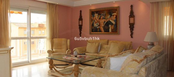 Apartamento de 3 dormitorios en San Luis de Sabinillas, Spain No. 150679 6