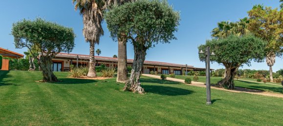 2588m² Commercial property in Abrantes, Portugal No. 50319 8