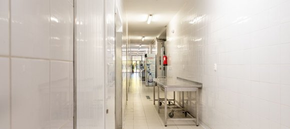 2588m² Commercial property in Abrantes, Portugal No. 50319 25