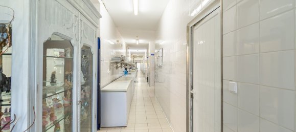 2588m² Commercial property in Abrantes, Portugal No. 50319 24