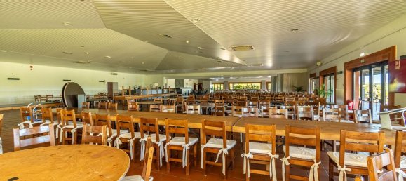 2588m² Commercial property in Abrantes, Portugal No. 50319 48