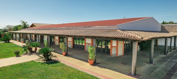 2588m² Commercial property in Abrantes, Portugal No. 50319 37