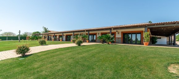 2588m² Commercial property in Abrantes, Portugal No. 50319 9