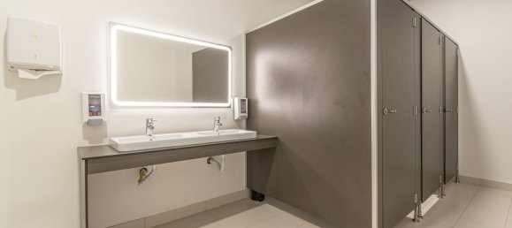 2588m² Commercial property in Abrantes, Portugal No. 50319 7