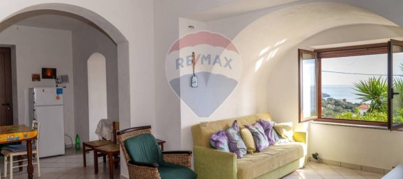 2 Schlafzimmer Haus in Maratea, Italy, Nr. 347786 14