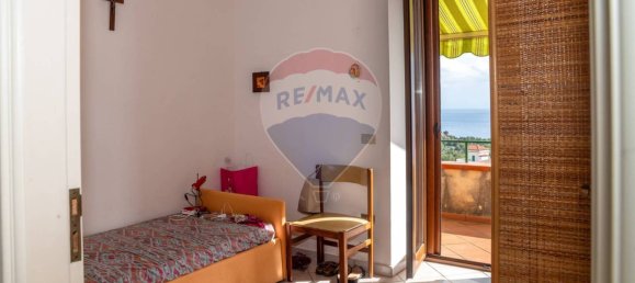 2 Schlafzimmer Haus in Maratea, Italy, Nr. 347786 37