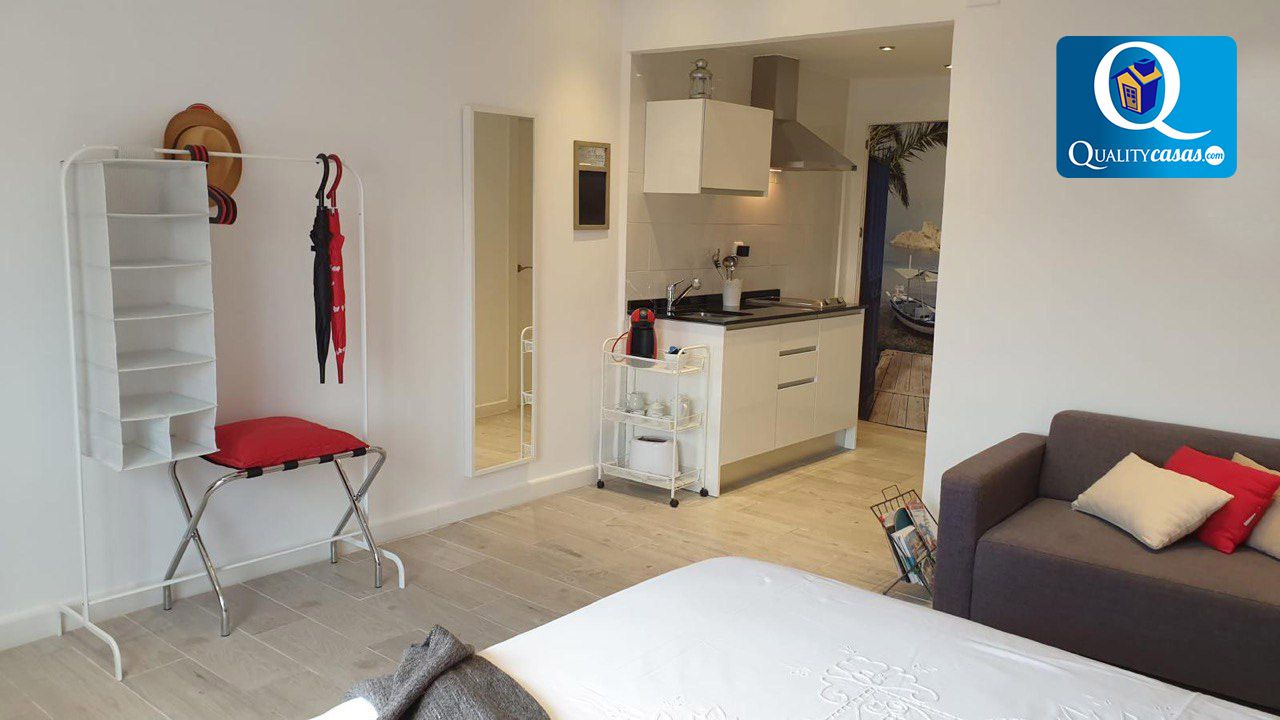 1 bedroom Apartment in Alicante, Spain No. 161412