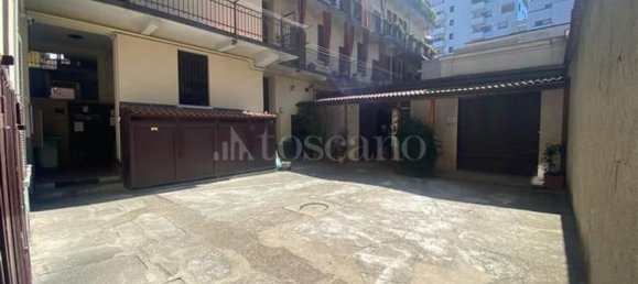 2 rooms Apartment in Milan, Italy No. 260621 3