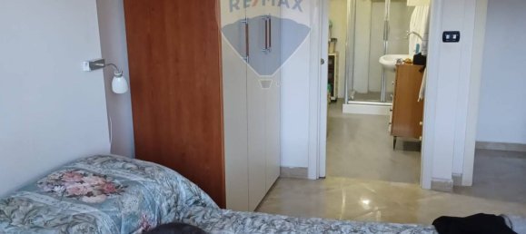 2 bedrooms Apartment in Rome, Italy No. 352675 2