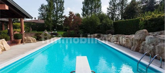 4 chambres Villa à Guanzate, Italy No. 314926 26