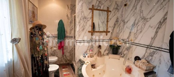 4 chambres Villa à Guanzate, Italy No. 314926 13