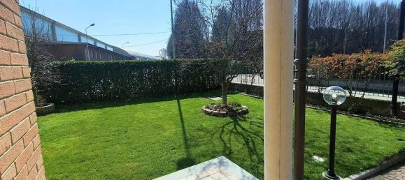 6 rooms Villa in Carmagnola, Italy No. 135194 6