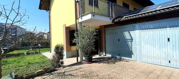 6 rooms Villa in Carmagnola, Italy No. 135194 10