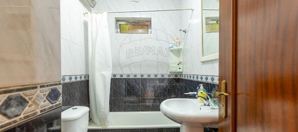 4 bedrooms House in Gandra, Portugal No. 16987 13