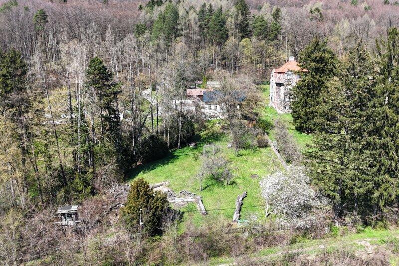 Земельный участок с 6 комнатами в Пуркерсдорф, Австрия № 165365