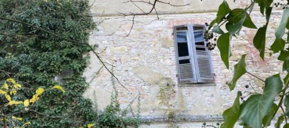 13 rooms House in Agazzano, Italy No. 23630 16