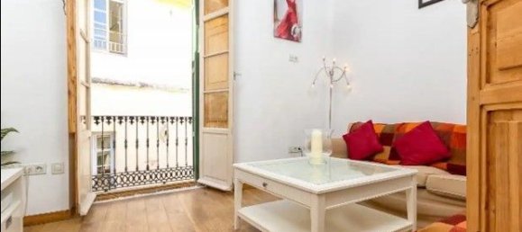 3 bedrooms Apartment in Malaga, Spain No. 135153 2