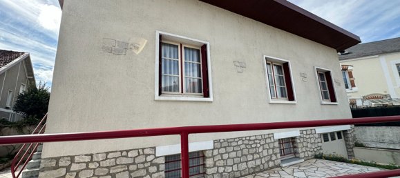 2 Schlafzimmer Haus in Blois, France, Nr. 243296 9