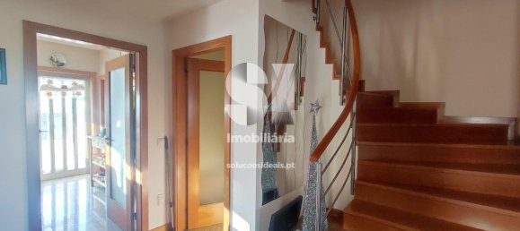 4 bedrooms House in Castelo da Maia, Portugal No. 118415 9