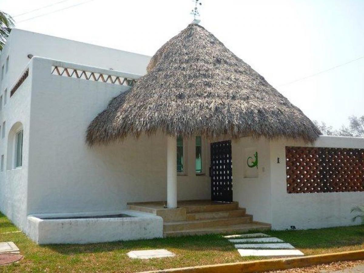 3 bedrooms House in Veracruz, Mexico No. 207576