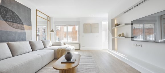 3 bedrooms Apartment in Madrid, Spain No. 125485 2