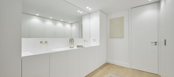 3 bedrooms Apartment in Madrid, Spain No. 125485 13