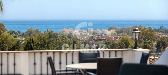 4 bedrooms Apartment in Estepona, Spain No. 135957 3