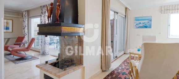 4 bedrooms Apartment in Estepona, Spain No. 135957 9