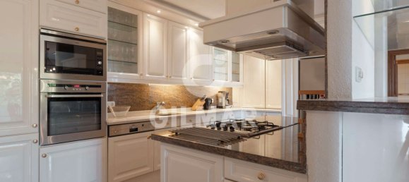 4 bedrooms Apartment in Estepona, Spain No. 135957 18