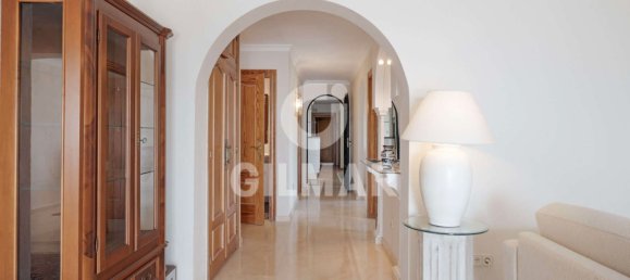 4 bedrooms Apartment in Estepona, Spain No. 135957 13