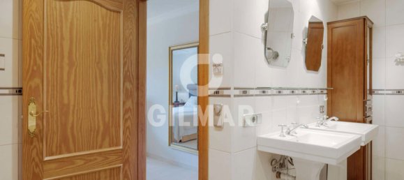 4 bedrooms Apartment in Estepona, Spain No. 135957 33