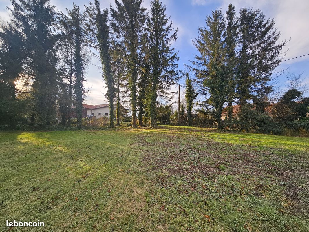 Terrain à Chevrières, France 900m² No. 199969