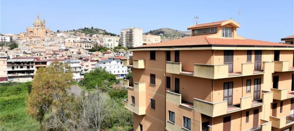 3 bedrooms Apartment in Favara, Italy No. 122404 12