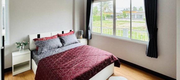 Casa de 3 dormitorios en Bang Lamung, Thailand No. 63150 3