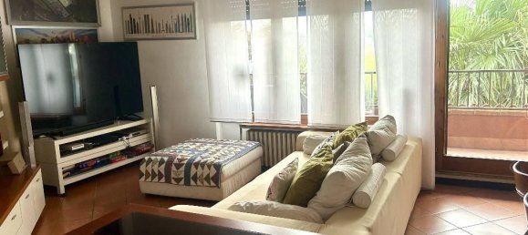 Apartamento de 4 habitaciónes en Lainate, Italy No. 40844 2