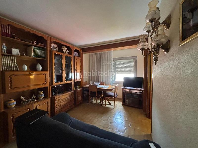 Apartamento T3 em Santa Coloma de Gramenet, Spain N.º 273621
