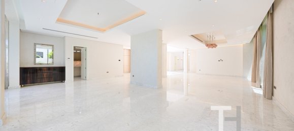 6 bedrooms Villa in Jumeirah Park, UAE No. 35769 19