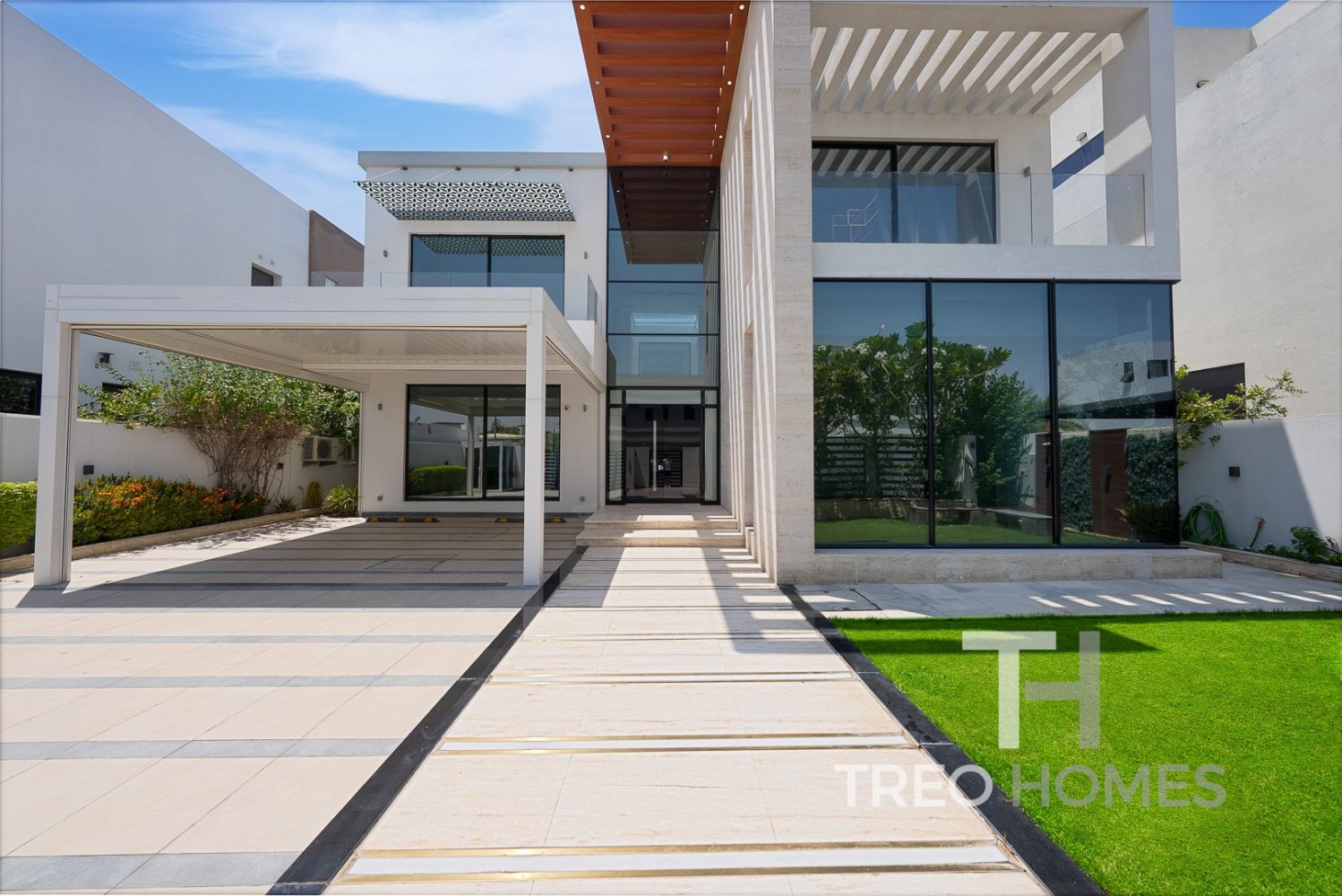 6 bedrooms Villa in Jumeirah Park, UAE No. 35769