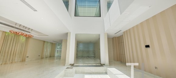 6 bedrooms Villa in Jumeirah Park, UAE No. 35769 21