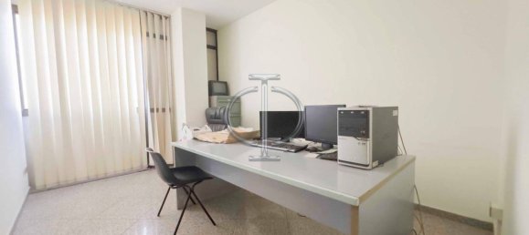 3-salle Bureau à Bari, Italy No. 104792 4