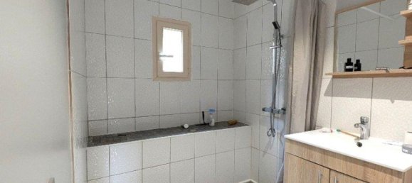 4 Schlafzimmer Haus in Baud, France, Nr. 360786 9