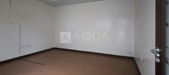 1021.9m² Warehouse in Al Quoz, UAE No. 36248 6